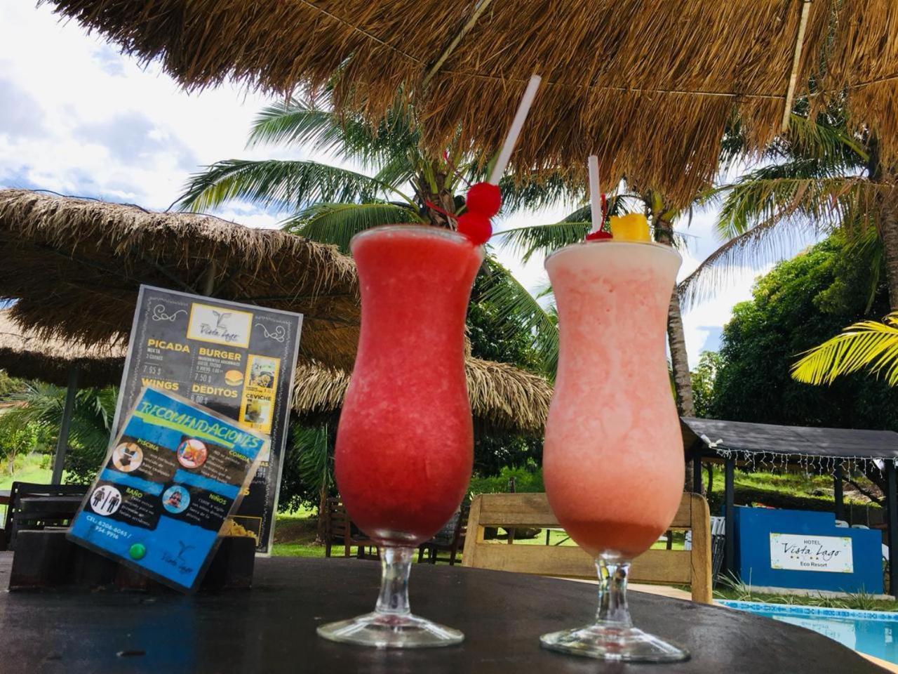 Hotel Vista Lago サンティアゴ エクステリア 写真